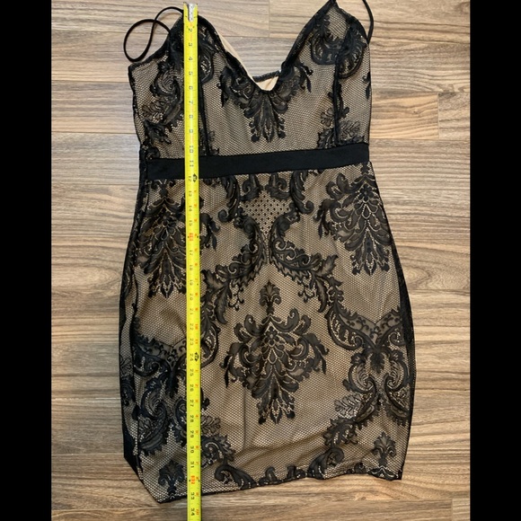 ❤️GORGEOUS CHARLOTTE RUSSE BLACK OVER NUDE FORMAL❤️DRESS IN SIZE XL❤️BRA… - Picture 8 of 9
